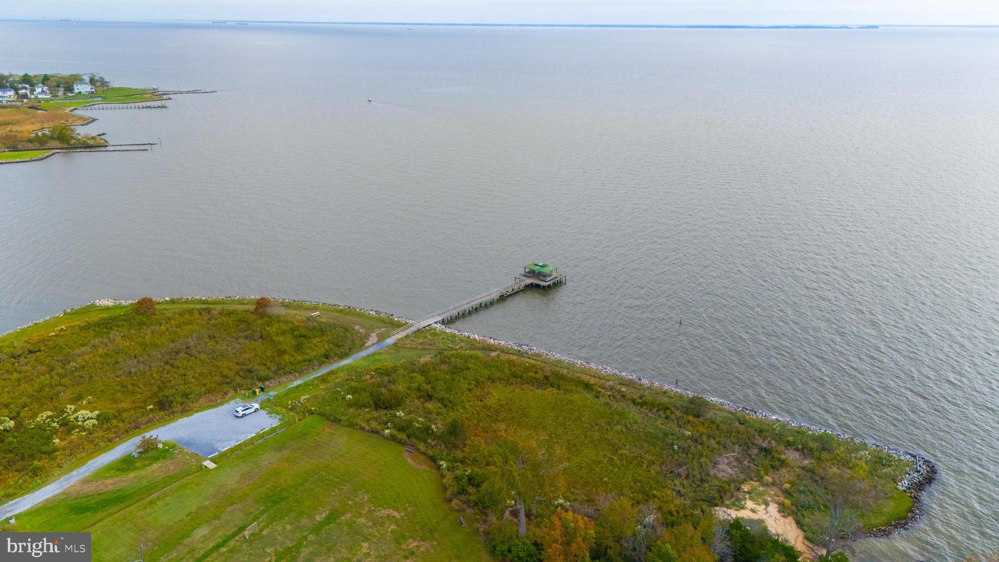 CEDARHURST ON THE BAY - Residential