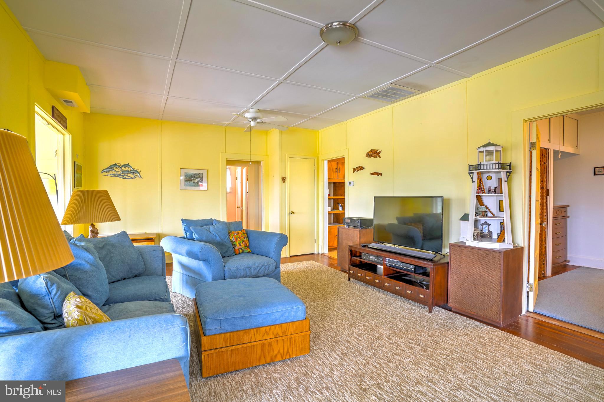 CEDARHURST ON THE BAY - Residential