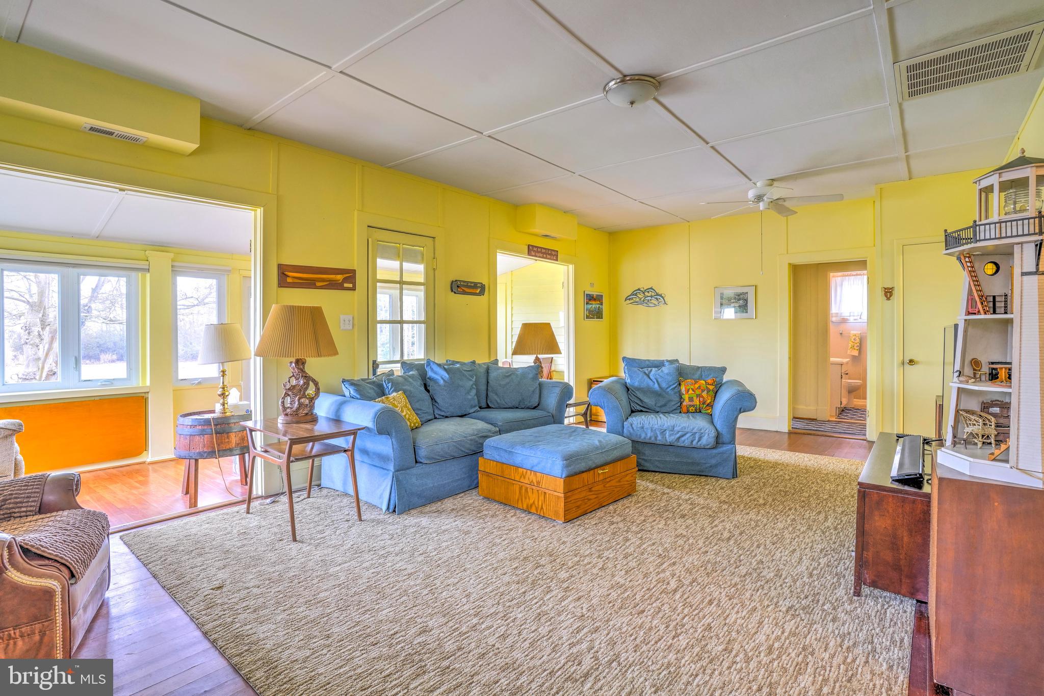 CEDARHURST ON THE BAY - Residential