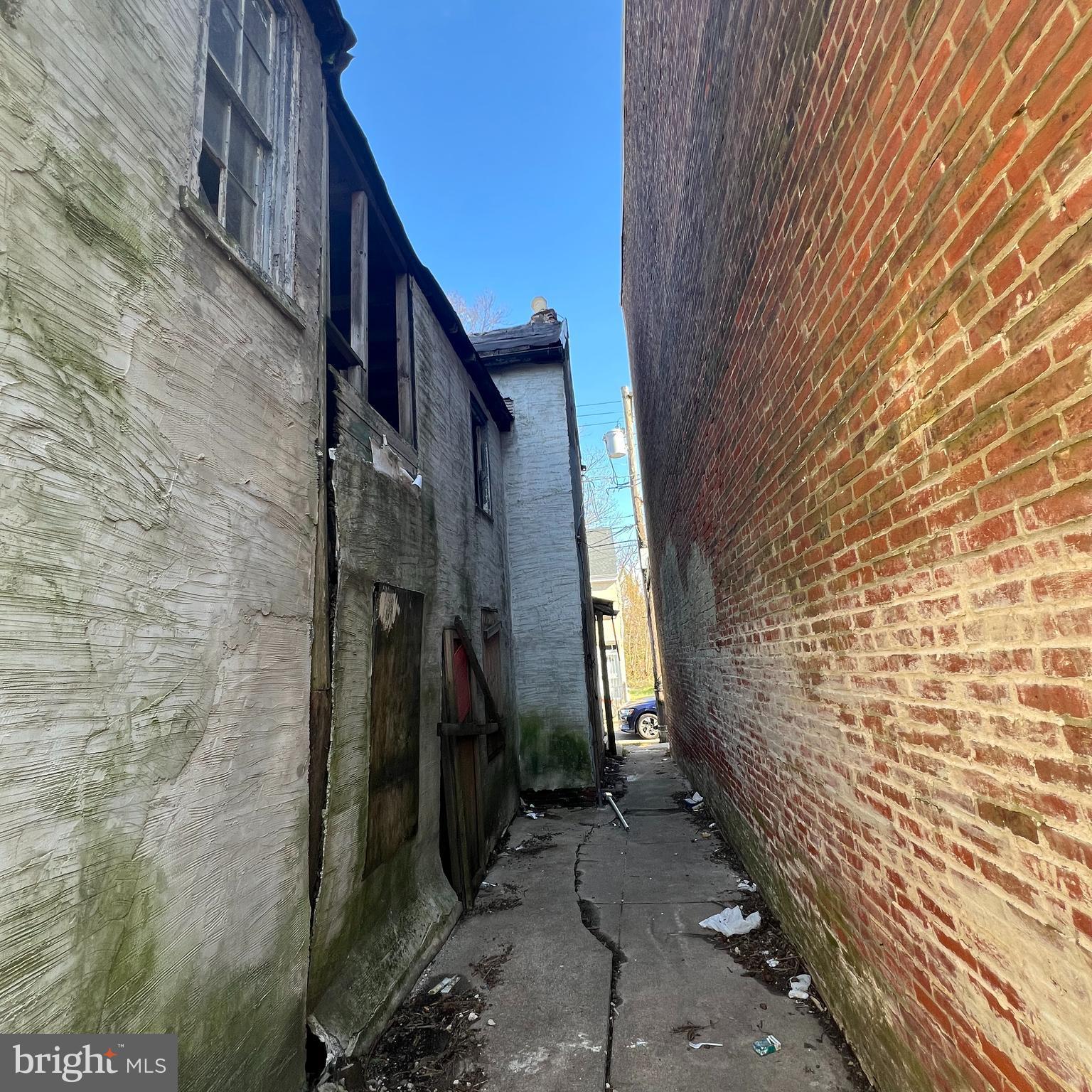 GERMANTOWN (EAST) - Residential