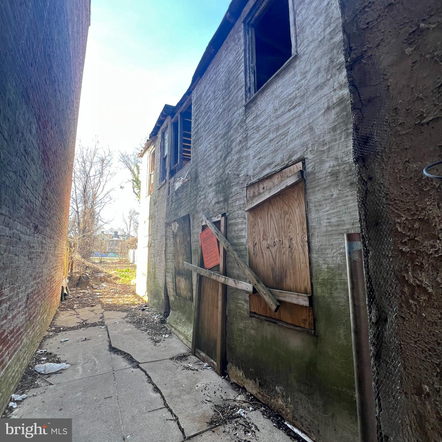 GERMANTOWN (EAST) - Residential