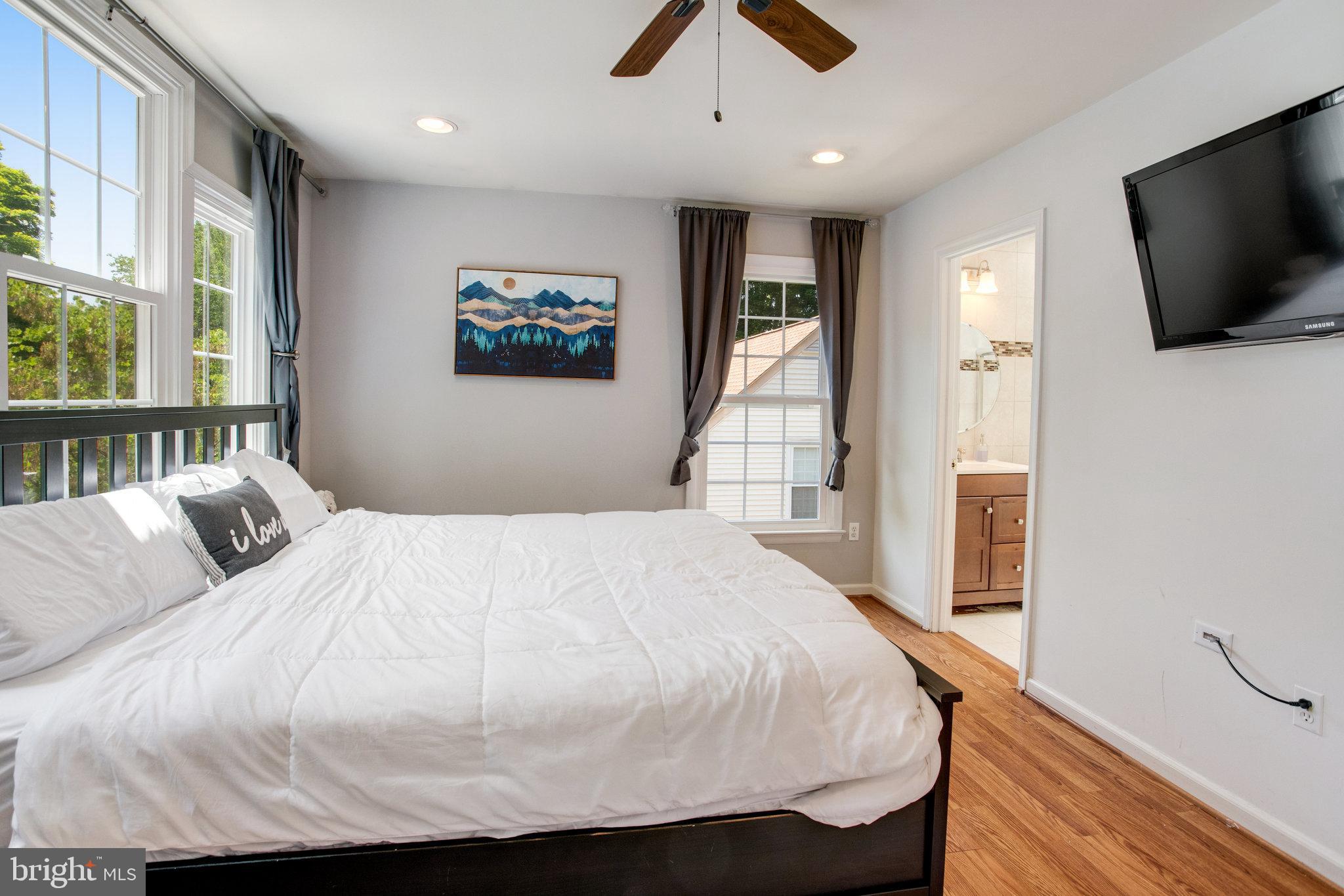 LAKE RIDGE - Residential