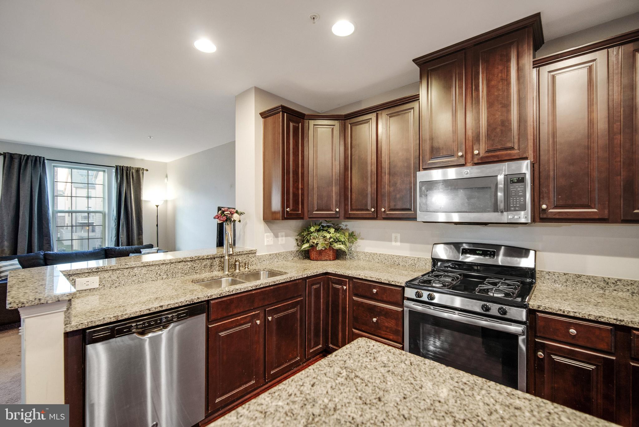 PARKSIDE - Residential