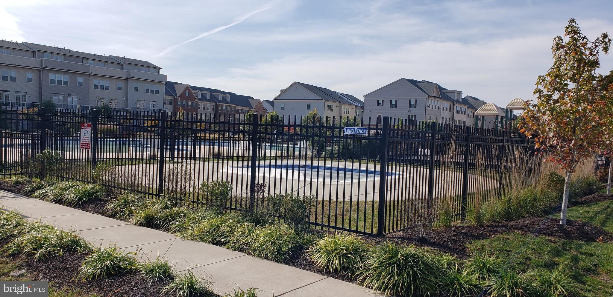 PARKSIDE - Residential