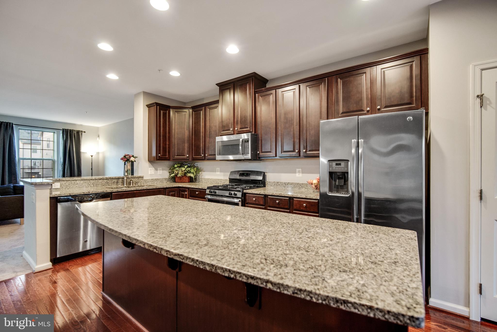 PARKSIDE - Residential