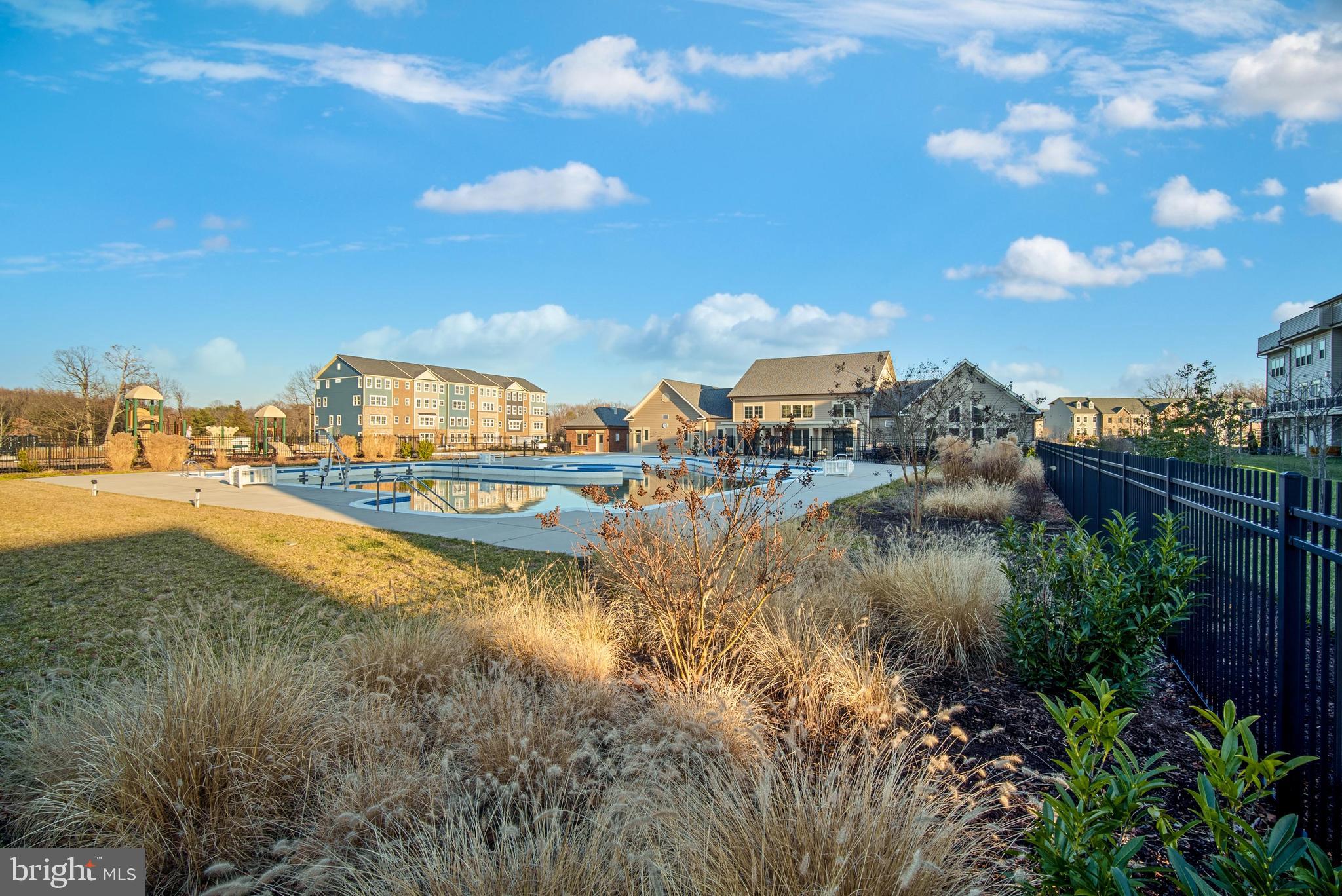 PARKSIDE - Residential