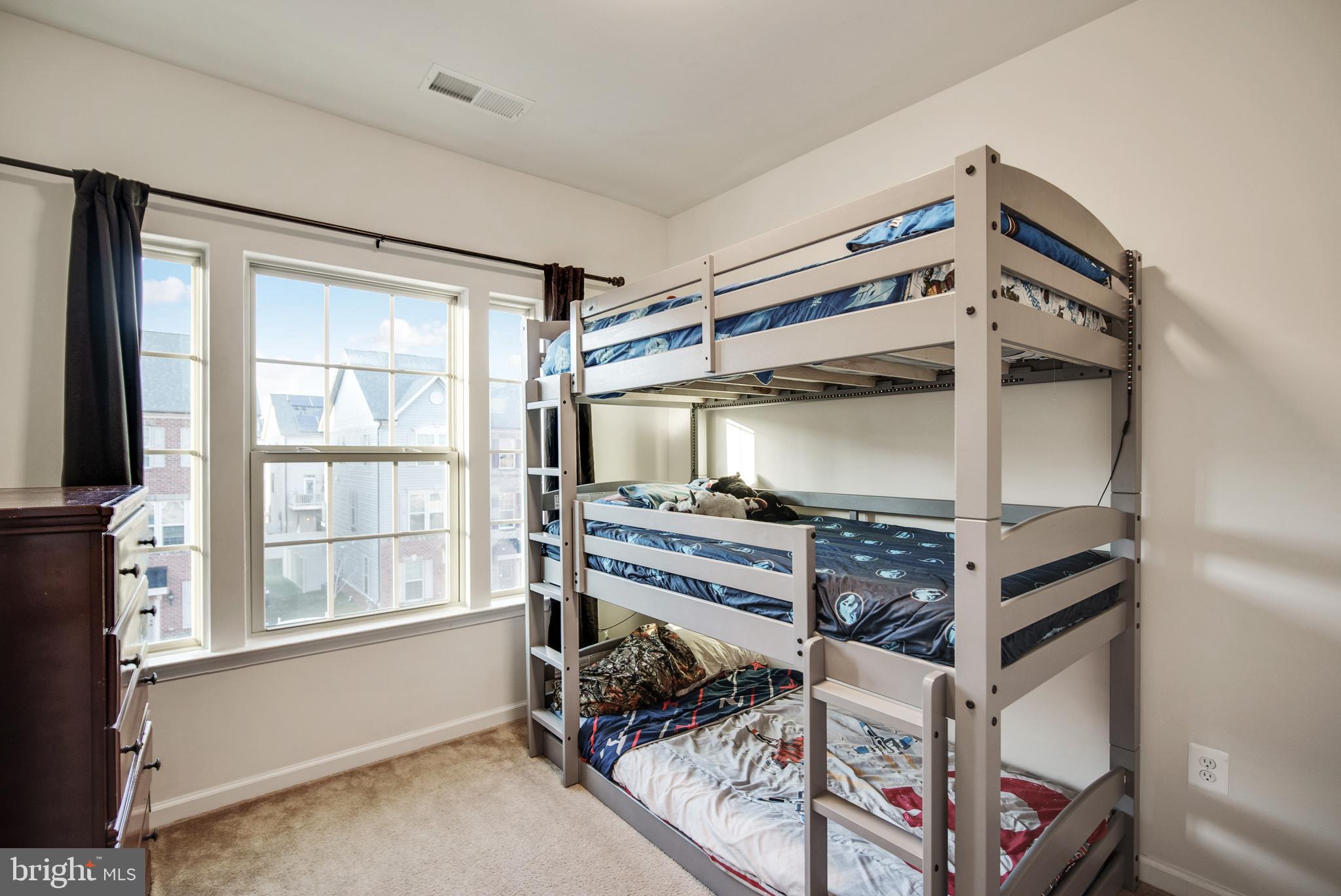 PARKSIDE - Residential