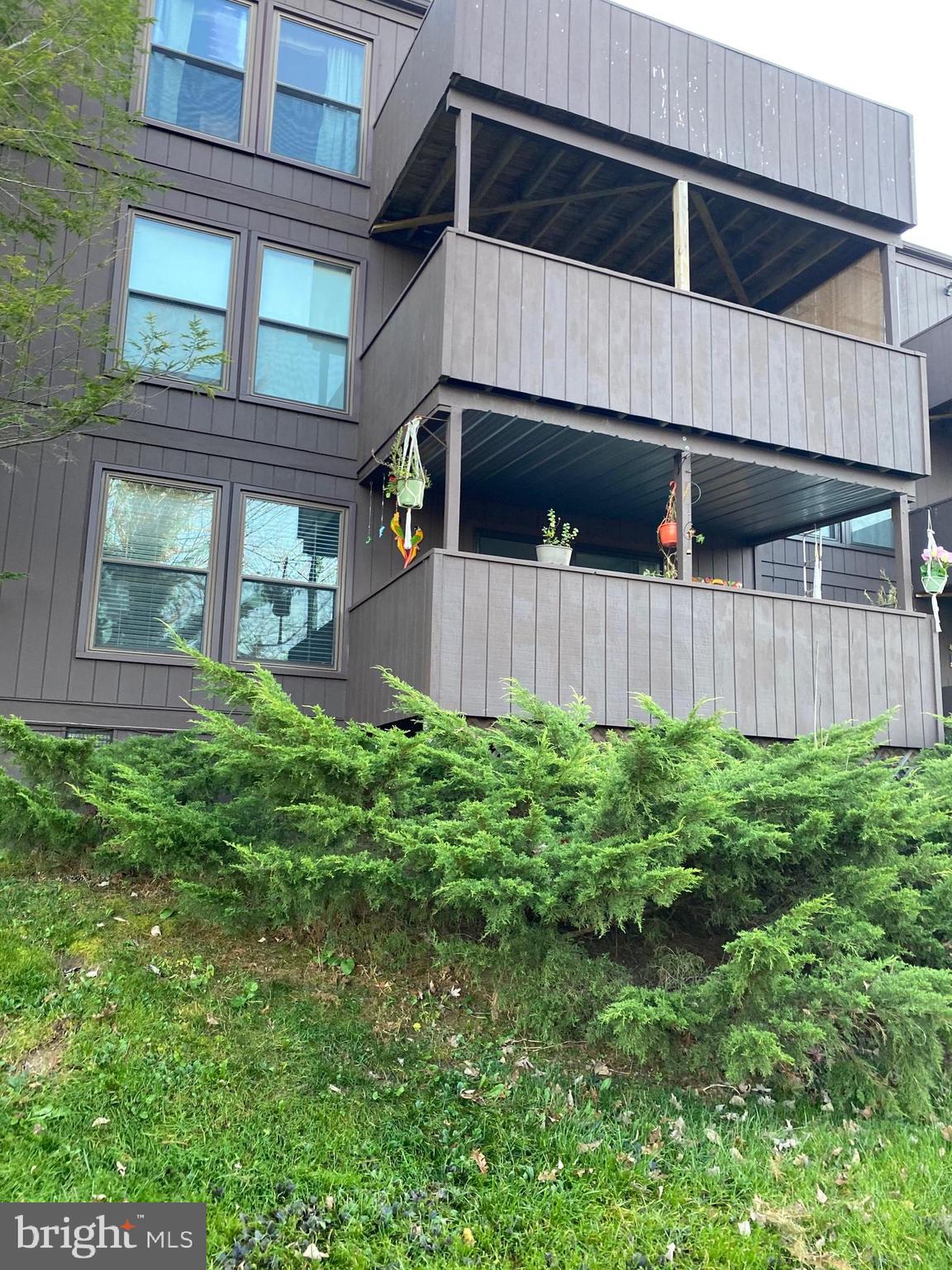 THE HILL - Residential