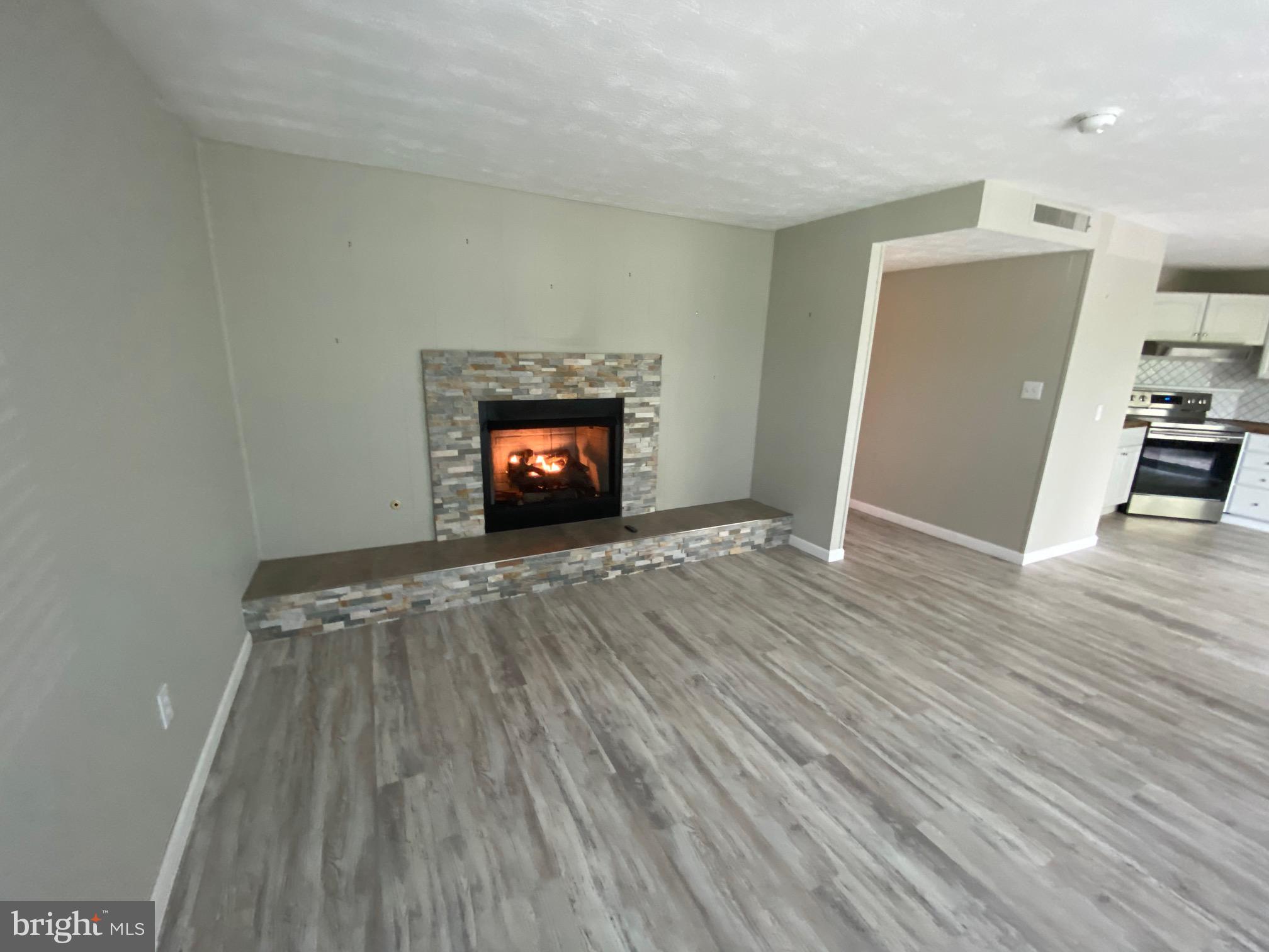 THE HILL - Residential