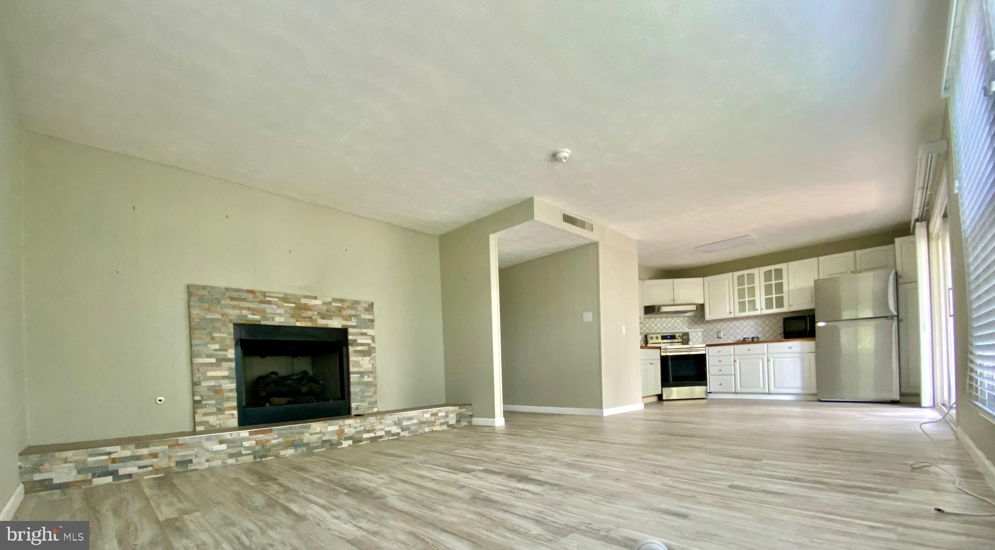 THE HILL - Residential