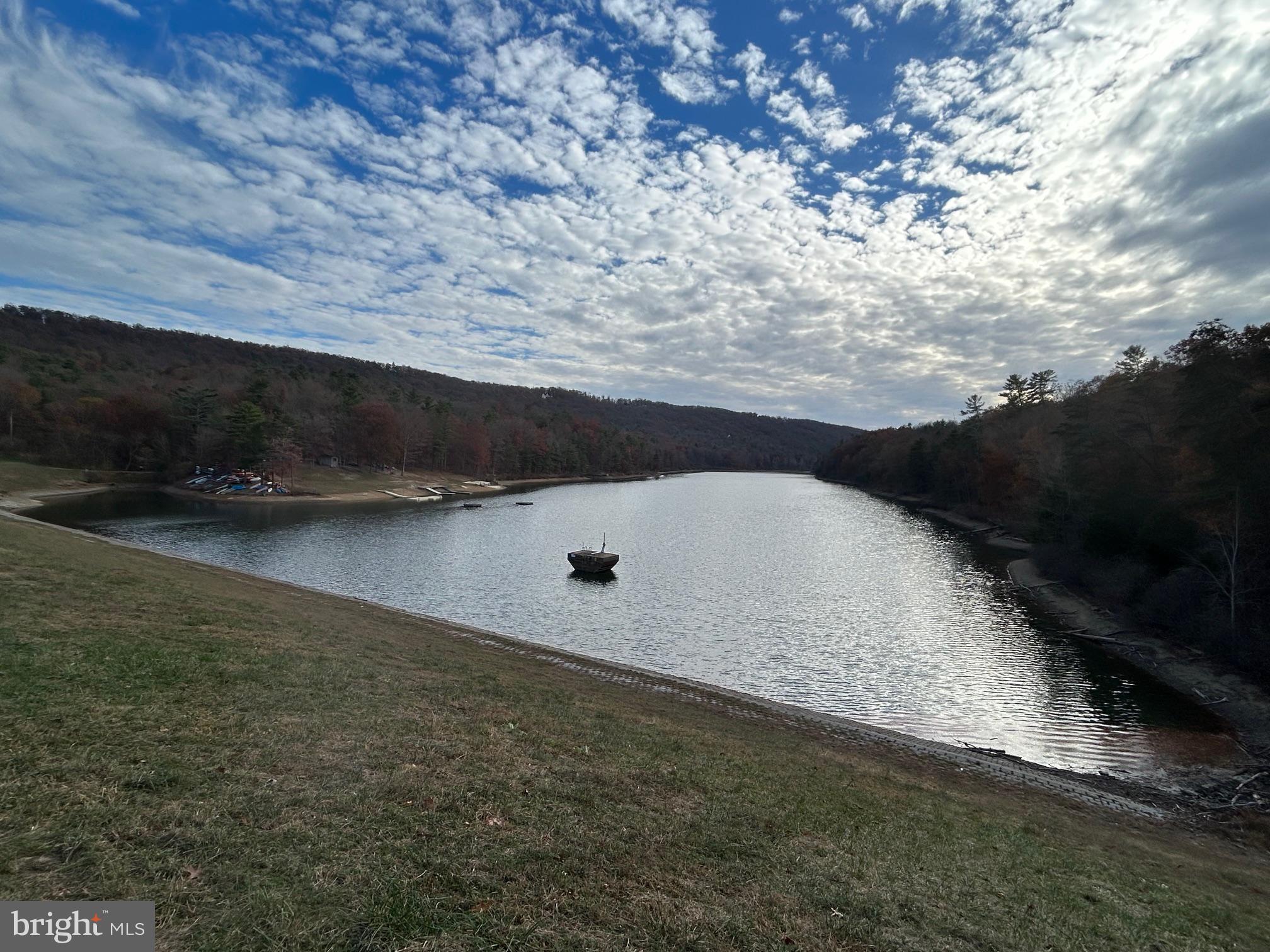 THE HILL - Residential