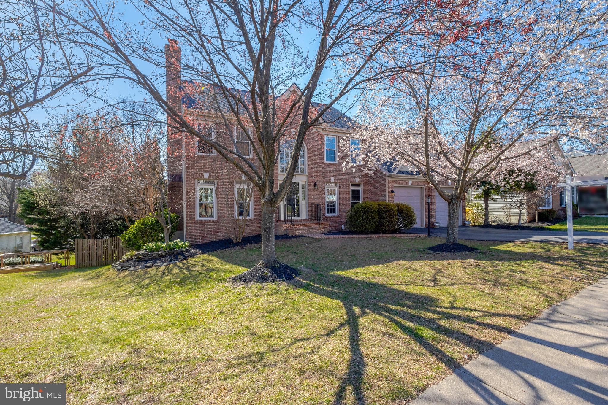 8497 SILVERVIEW DRIVE