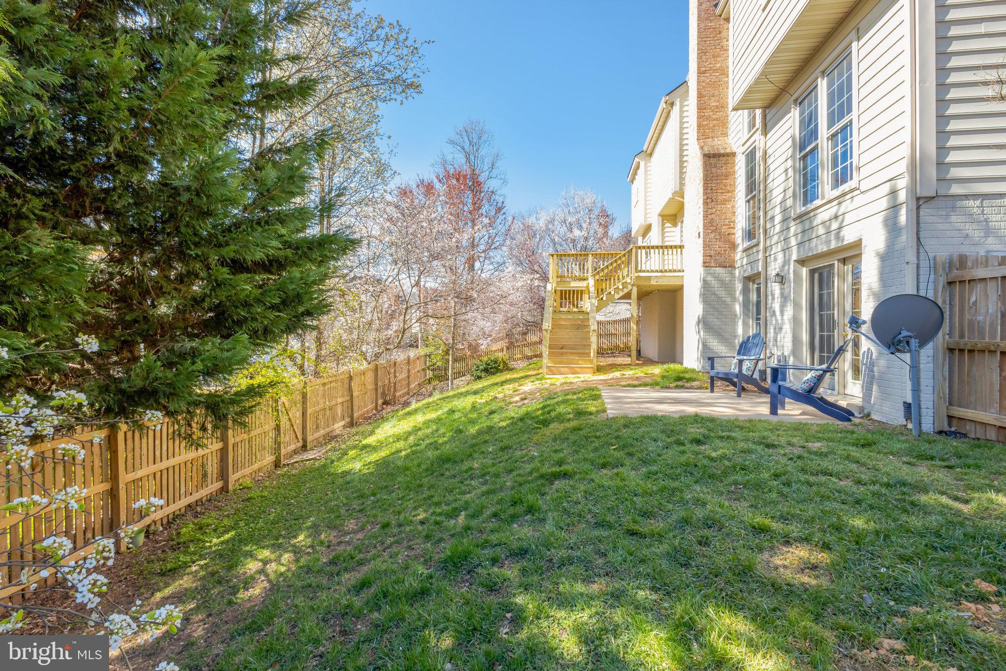 CROSSPOINTE - Residential