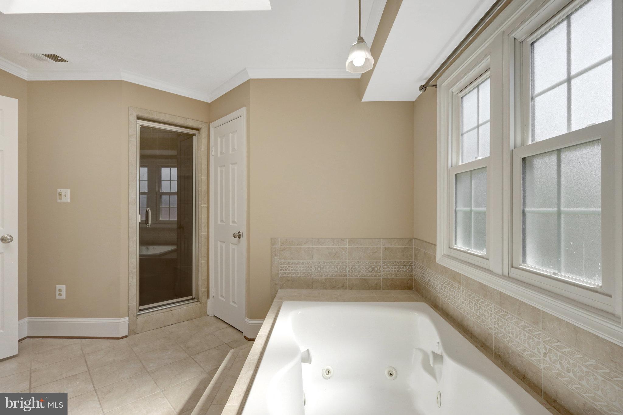 CROSSPOINTE - Residential