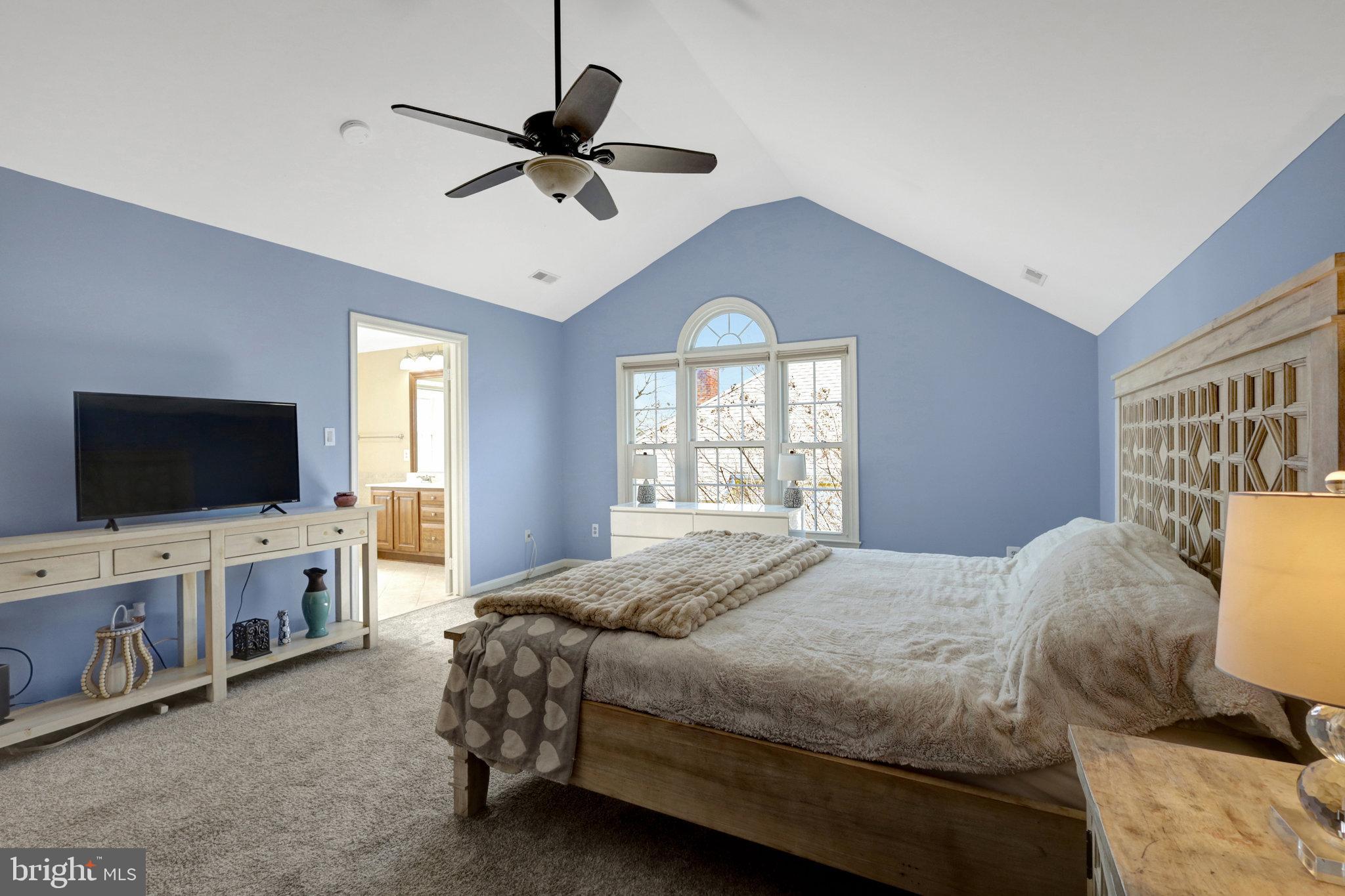 CROSSPOINTE - Residential