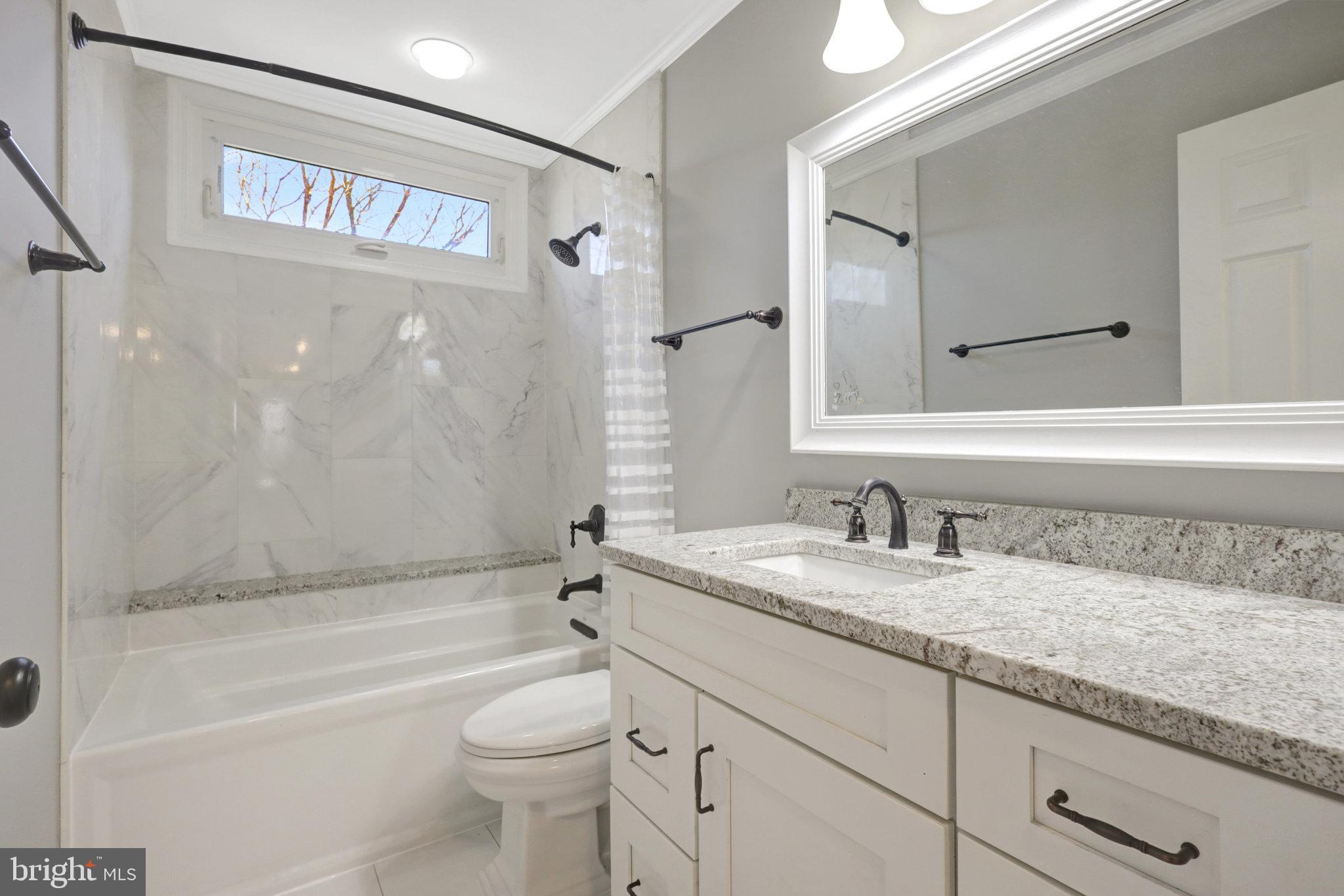 CROSSPOINTE - Residential