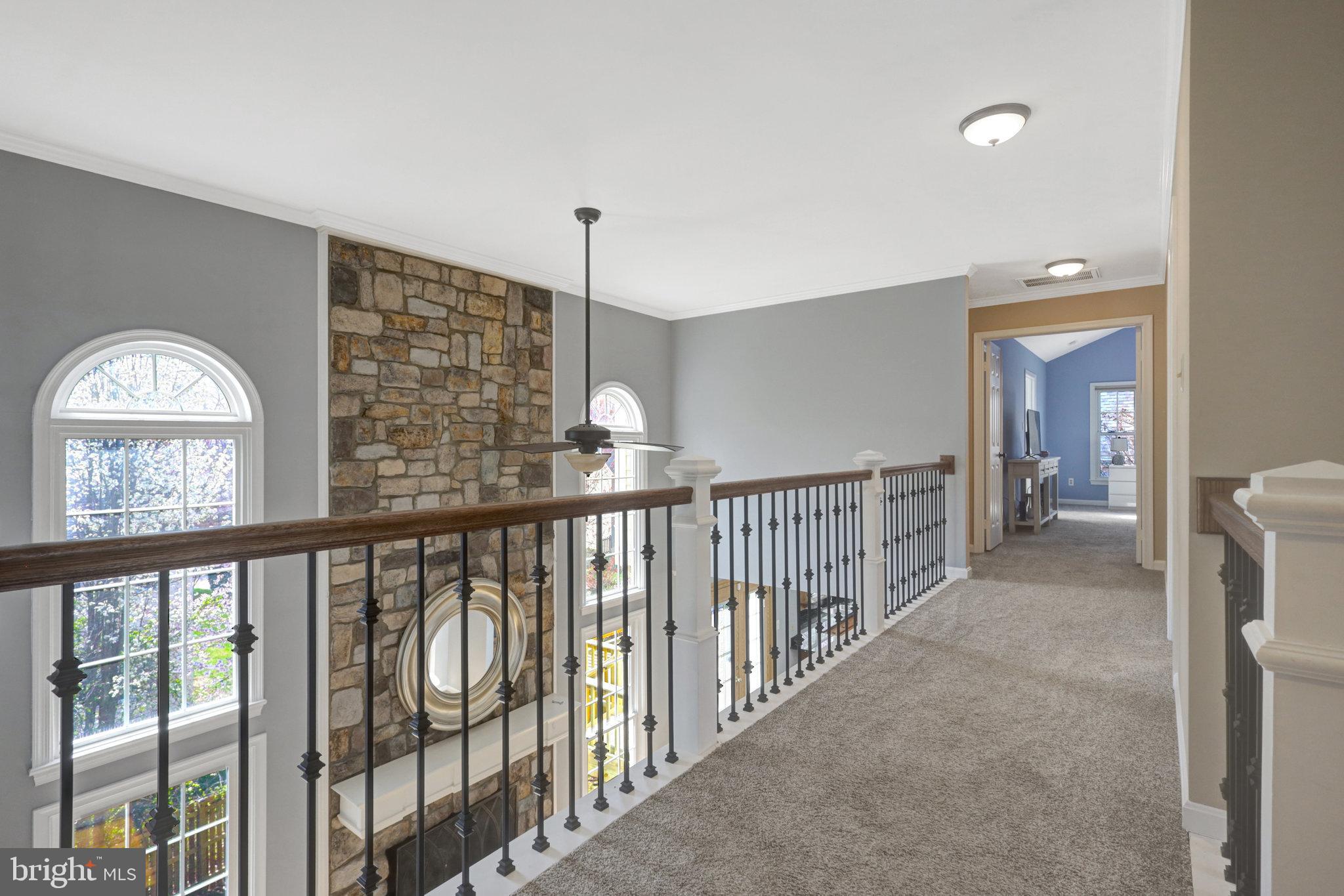 CROSSPOINTE - Residential