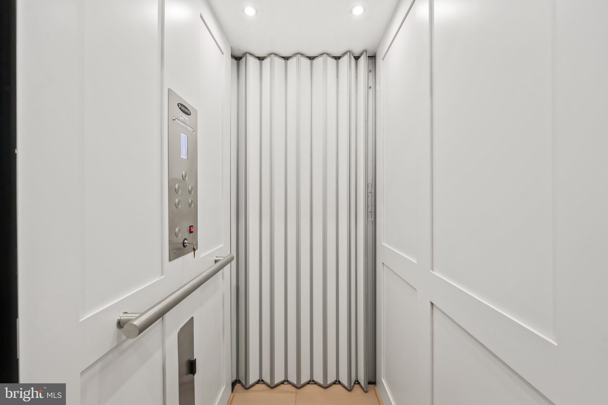 REGENCY AT BELMONT - Residential