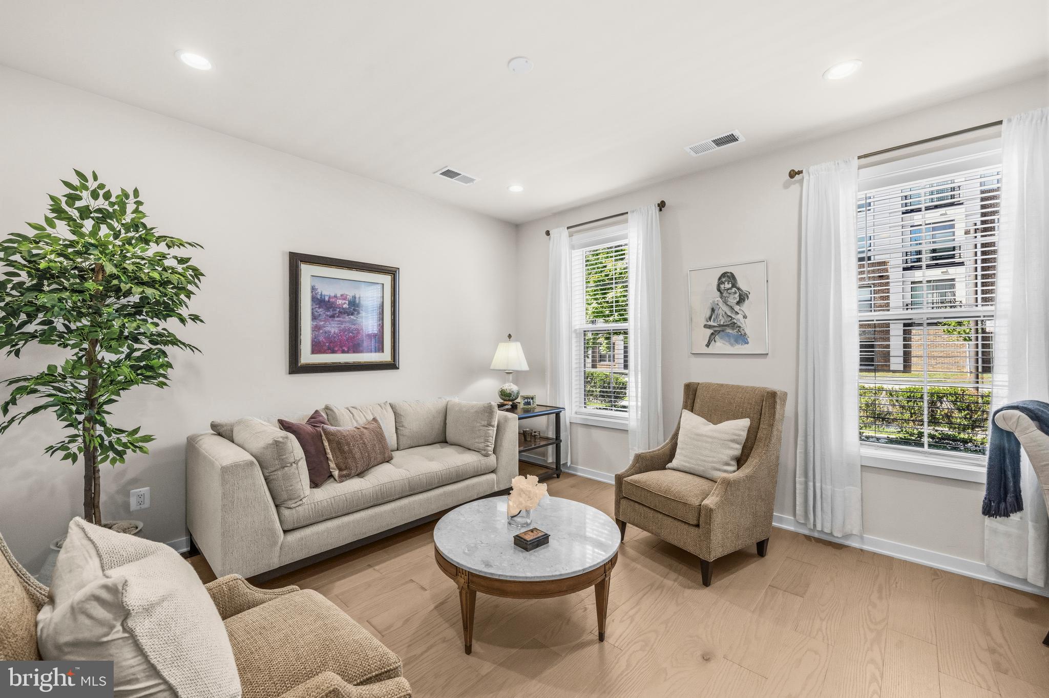 REGENCY AT BELMONT - Residential