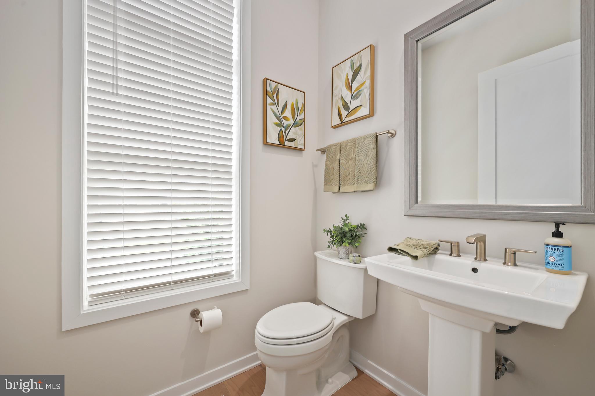 REGENCY AT BELMONT - Residential