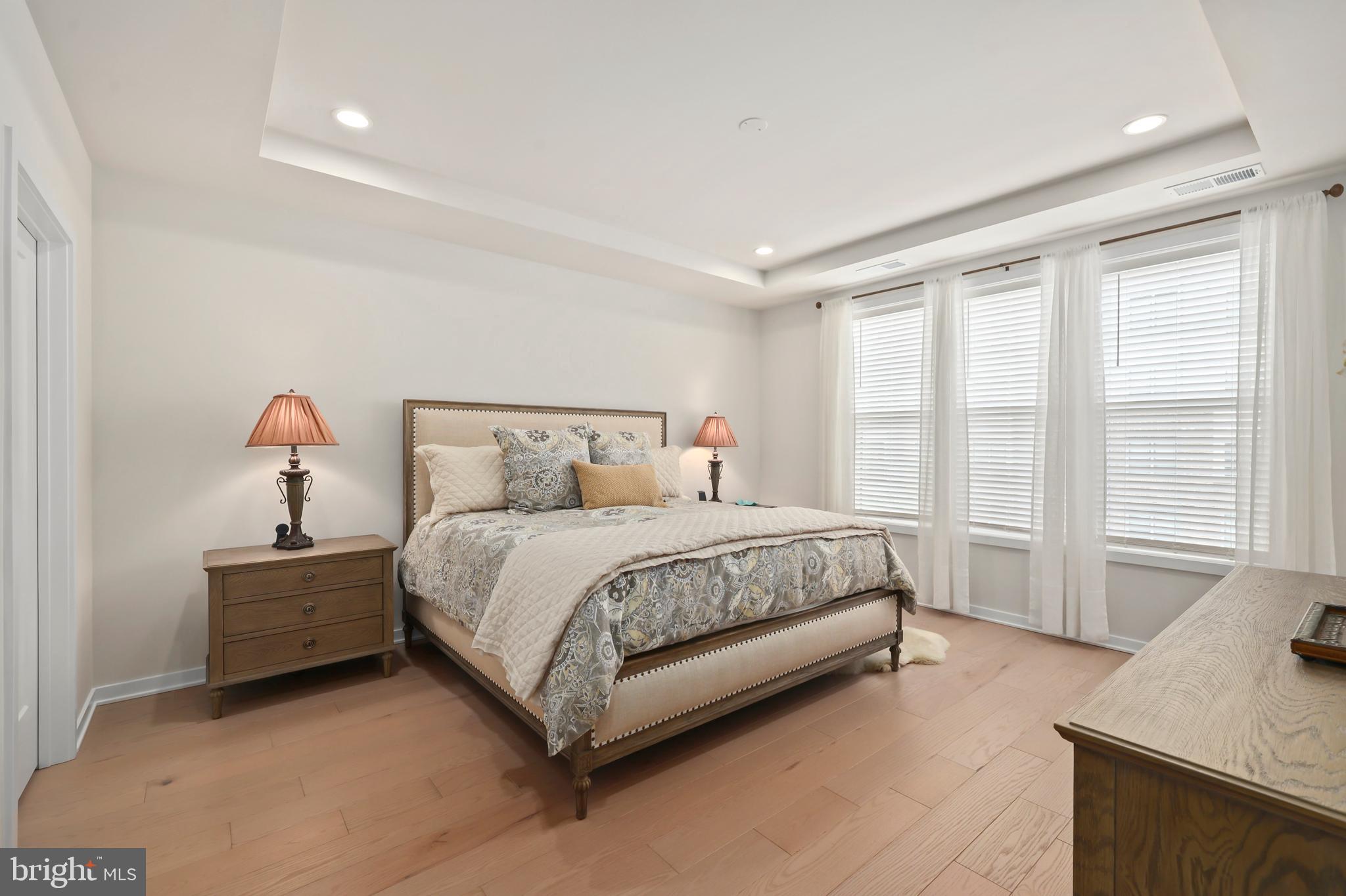 REGENCY AT BELMONT - Residential