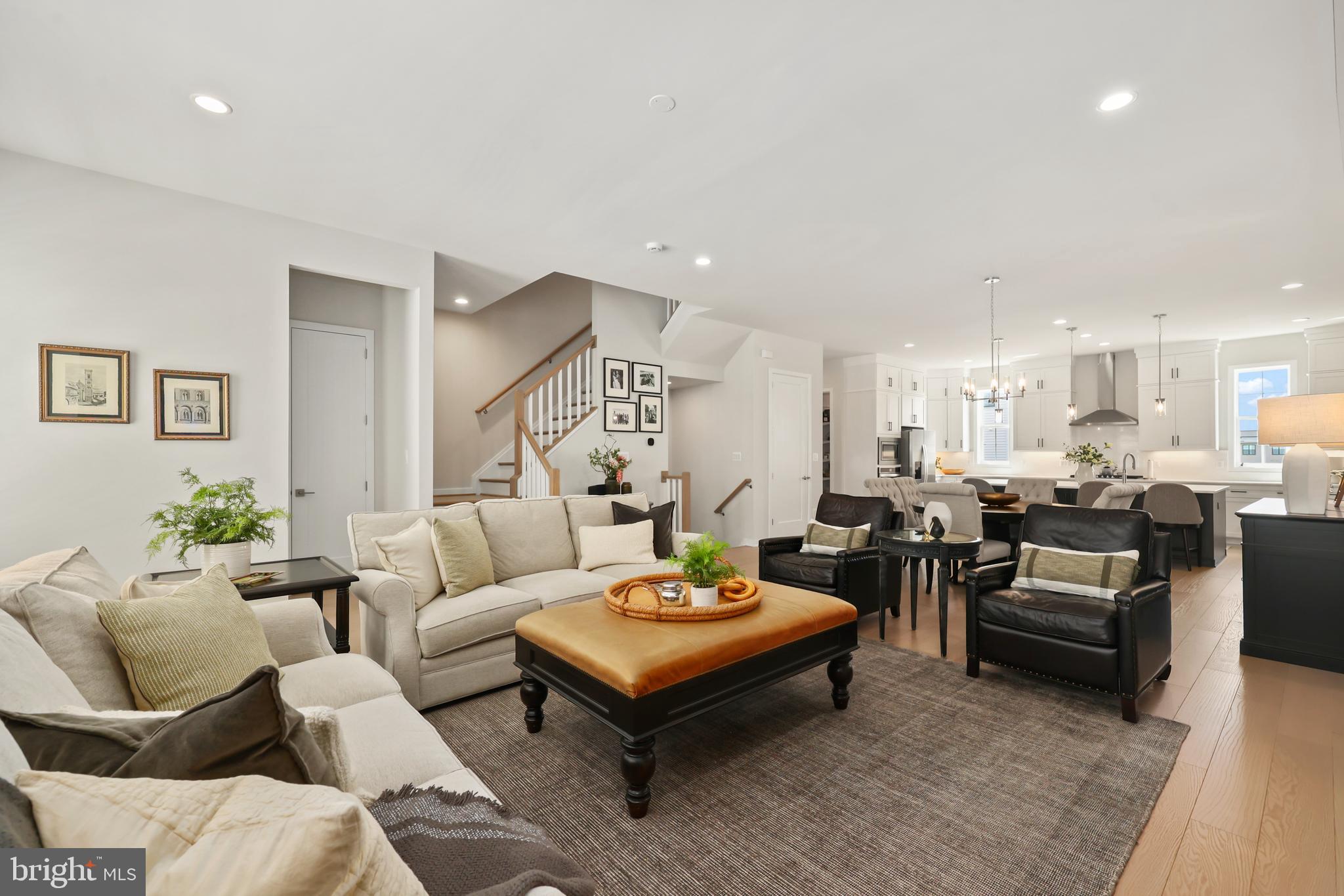 REGENCY AT BELMONT - Residential