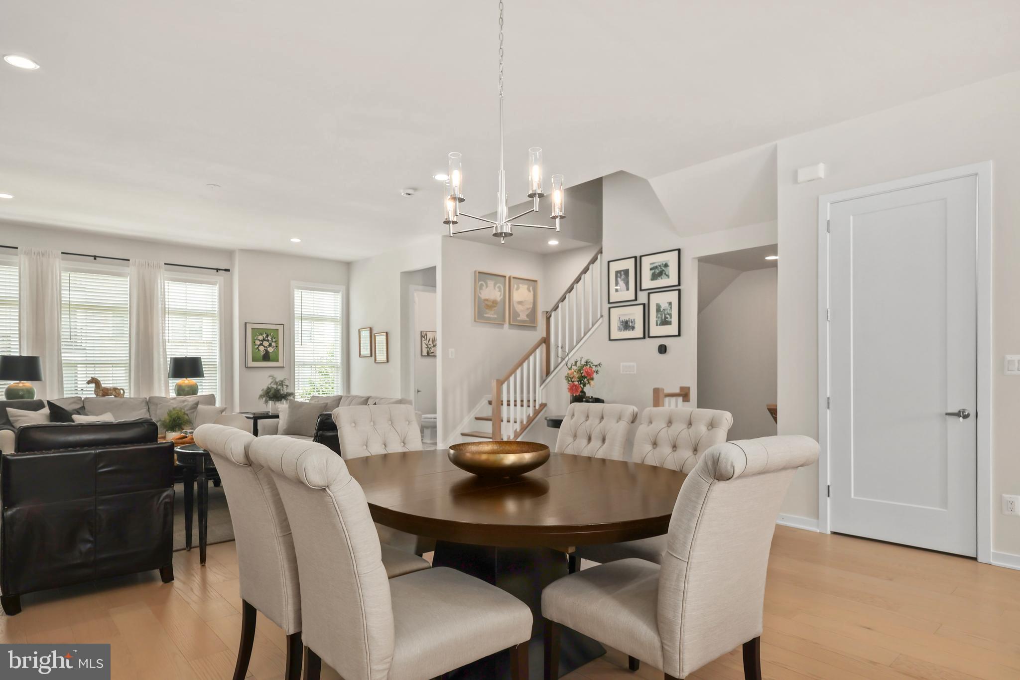 REGENCY AT BELMONT - Residential