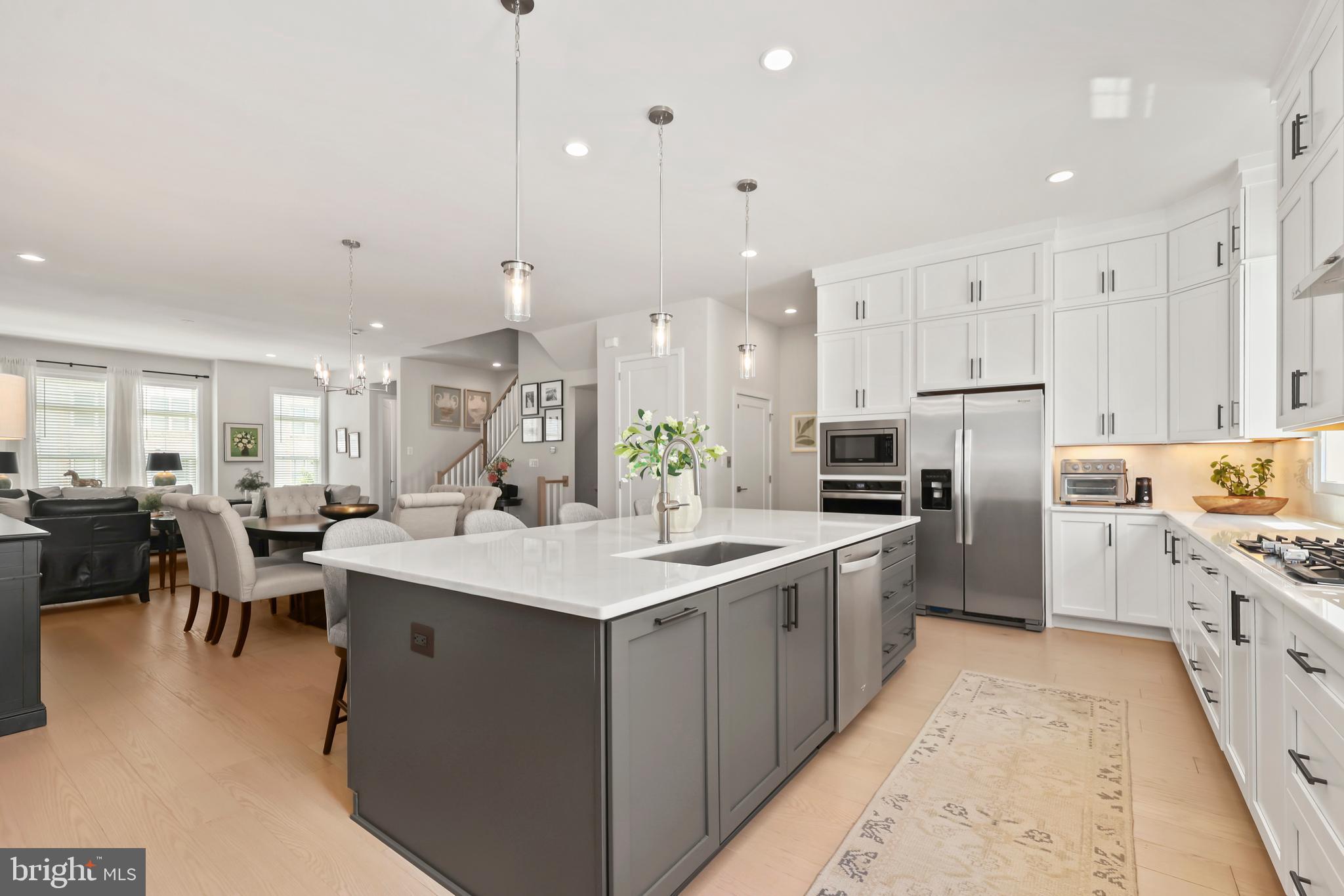 REGENCY AT BELMONT - Residential