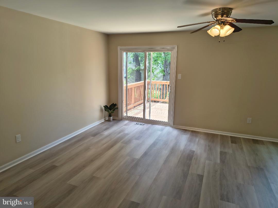 STONEY BEACH - Residential