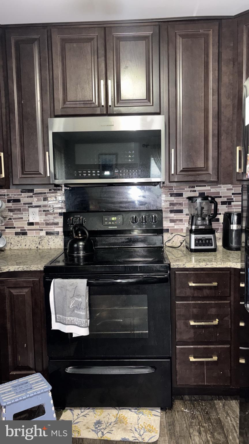 CAMBRIA VILLAGE - Residential