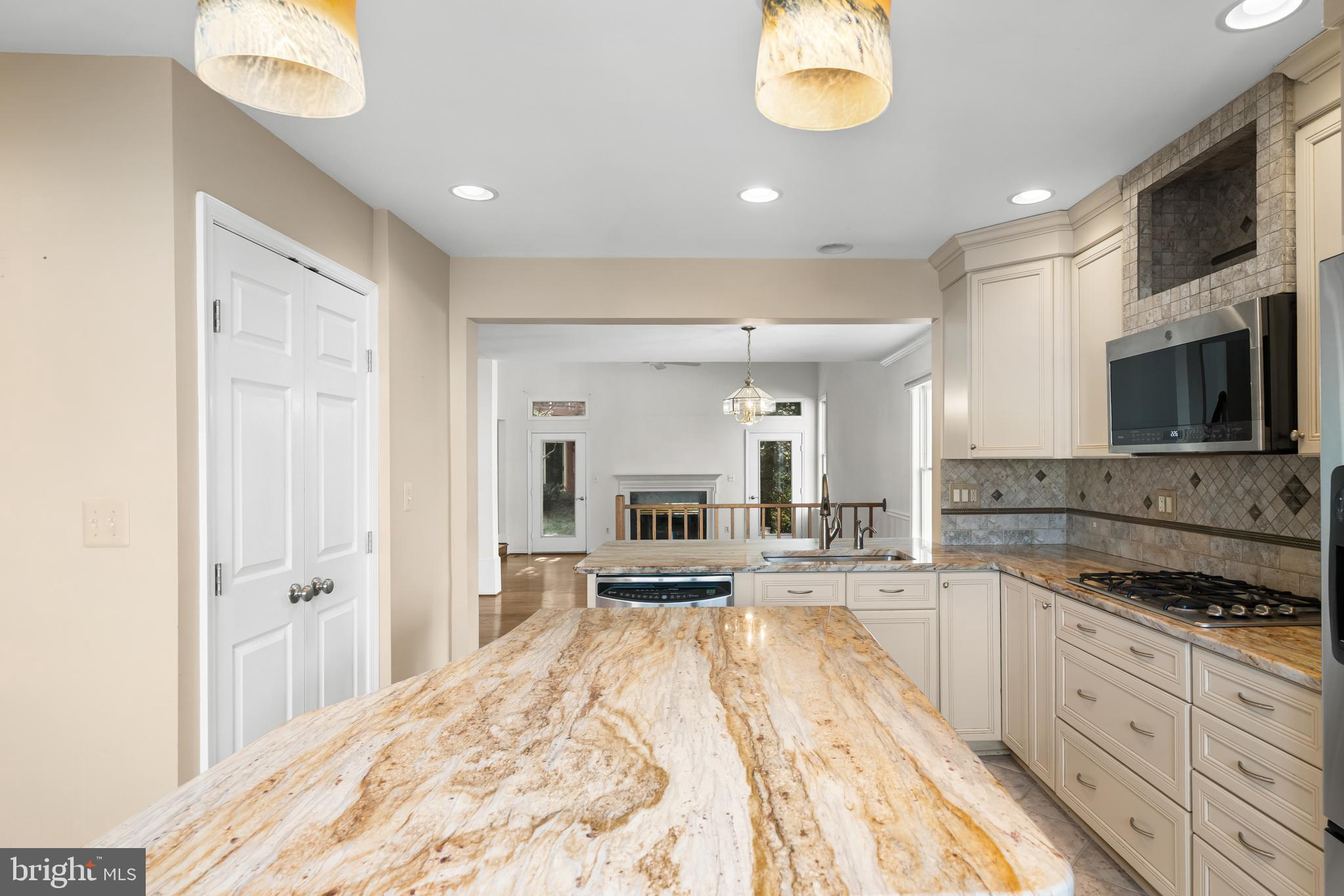 WALNUT HILL ESTATES - Residential