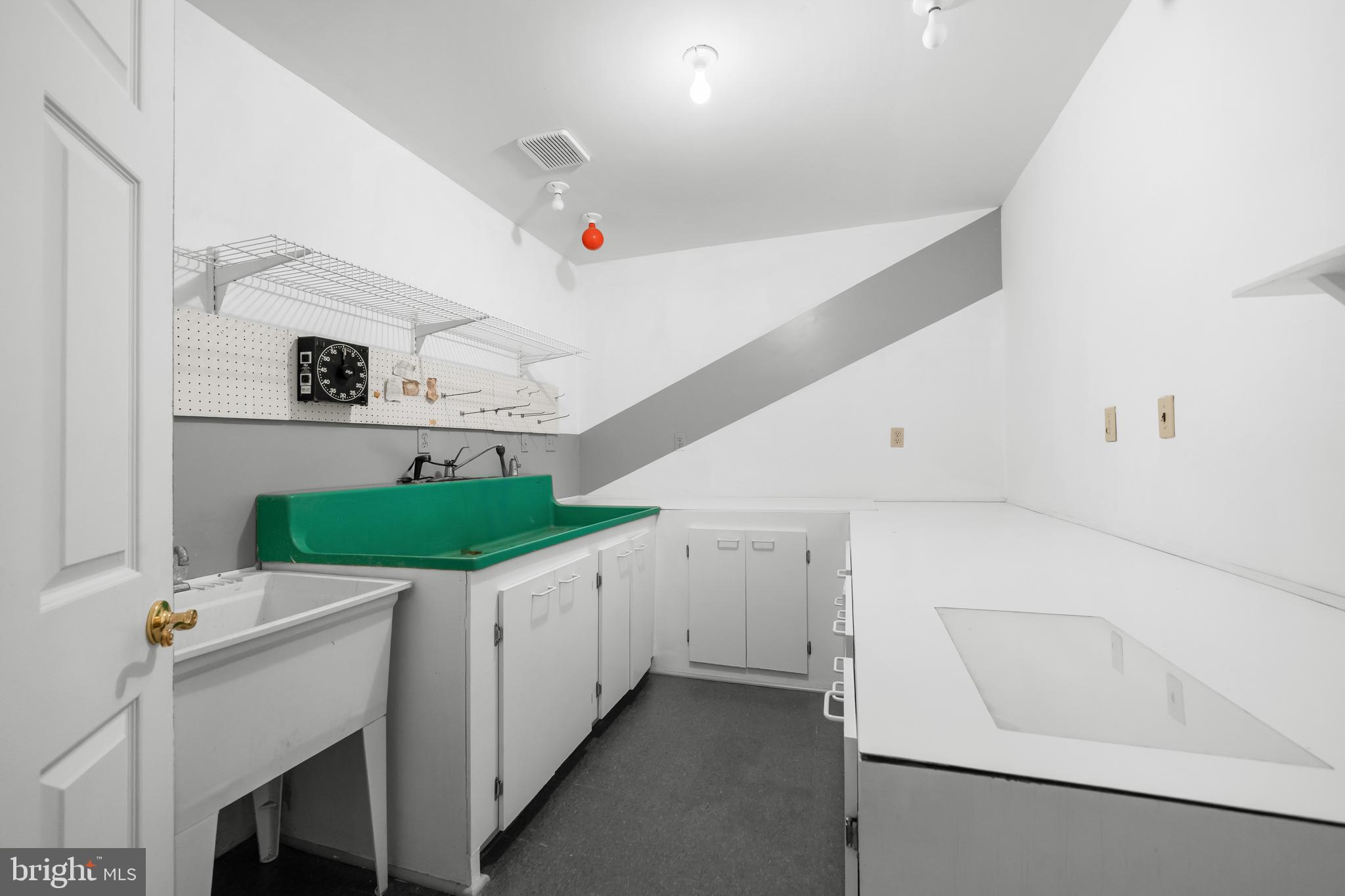 WALNUT HILL ESTATES - Residential