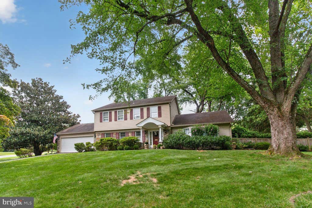 Photo of 627 Smallwood Road, ROCKVILLE, MD 20850 (MLS # MDMC2252576)