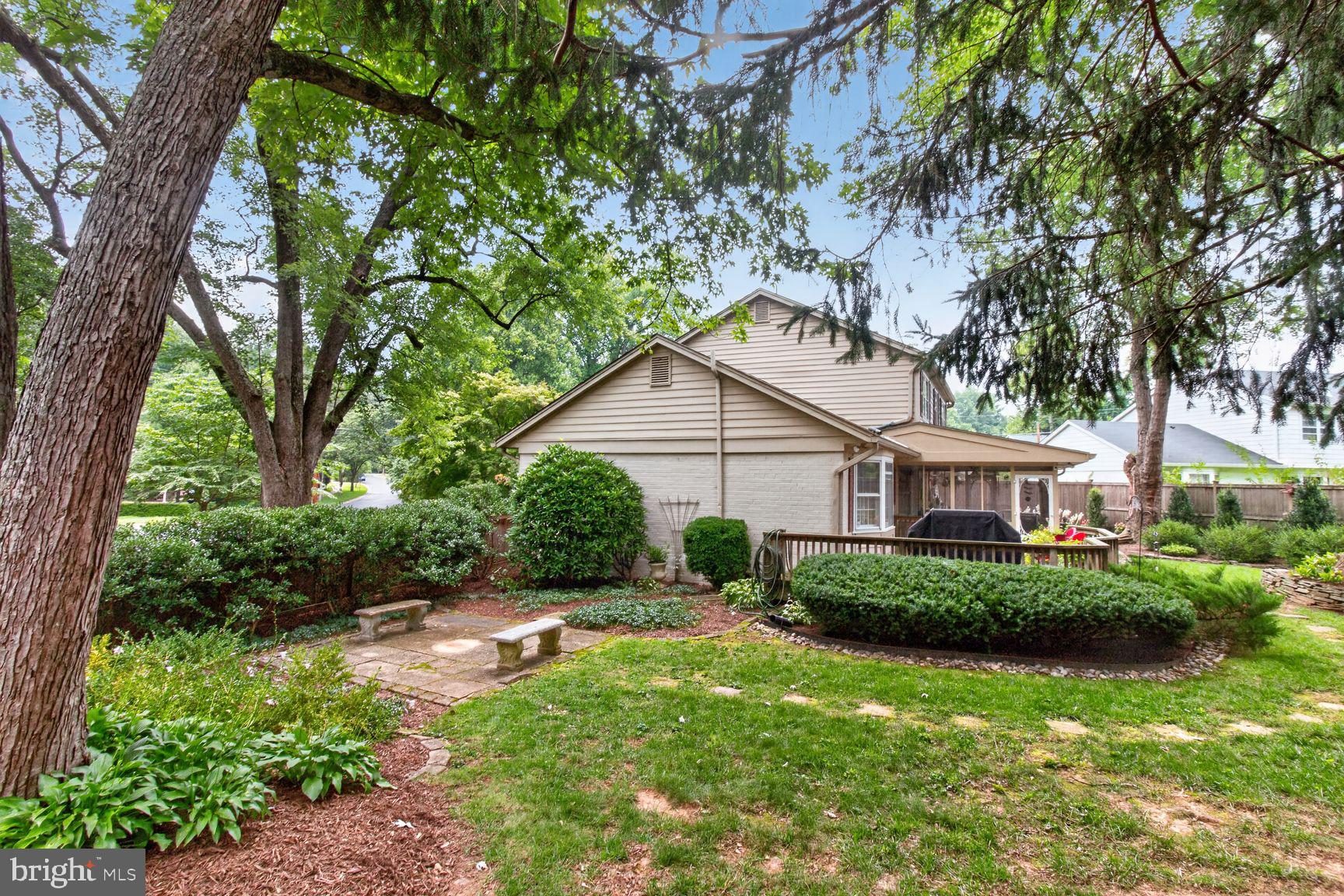 627 SMALLWOOD ROAD