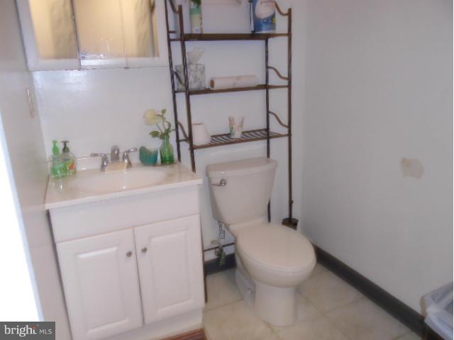 RIVERTOWNE SUITES OFFICE - Commercial Lease