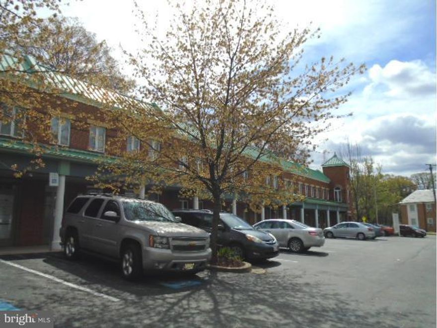 Beautiful office spaces located 3 MILES from NATIONAL HARBOR and 295/495 ***Receptionist area, conference room, three offices and bath room, Move-in ready on May 31, 2016***Utilities responsibility of tenant***Can be combined with upper unit for total of 2,200 square feet for $2,800 monthly rent*****CONVENIENTLY LOCATED NEAR ALEXANDRIA, VA.** BOLLING AFB,** WASHINGTON D.C.