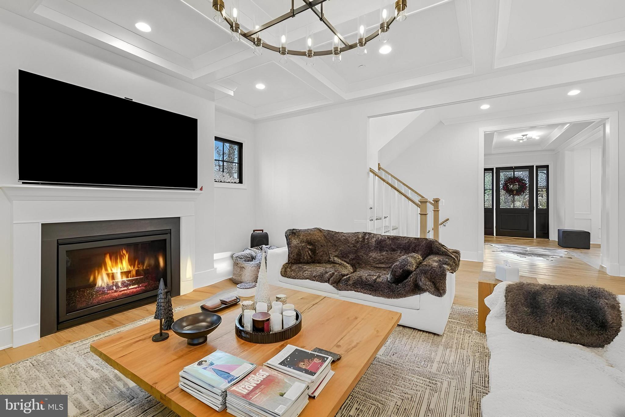 LUXMANOR - Residential