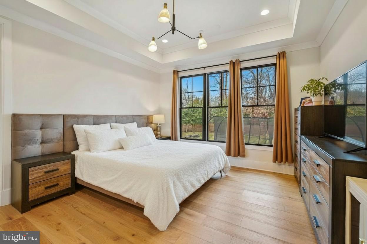 LUXMANOR - Residential