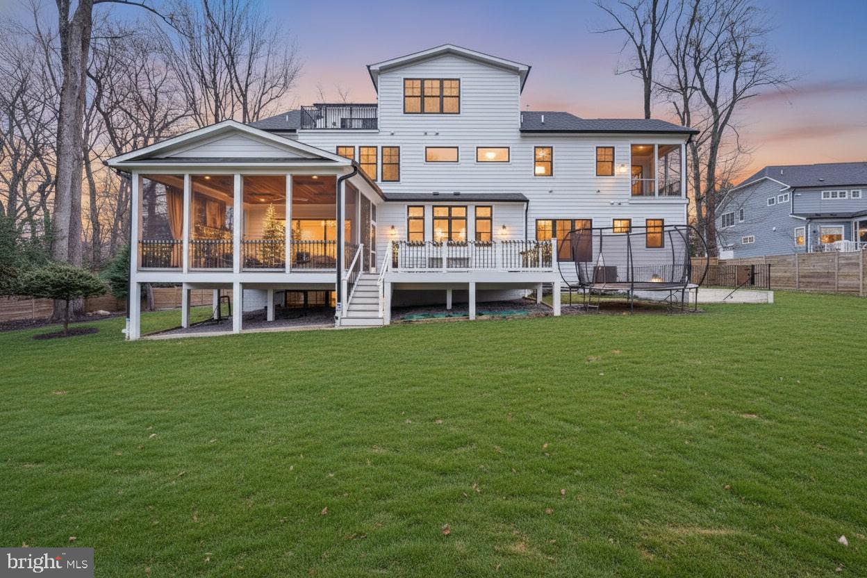 LUXMANOR - Residential