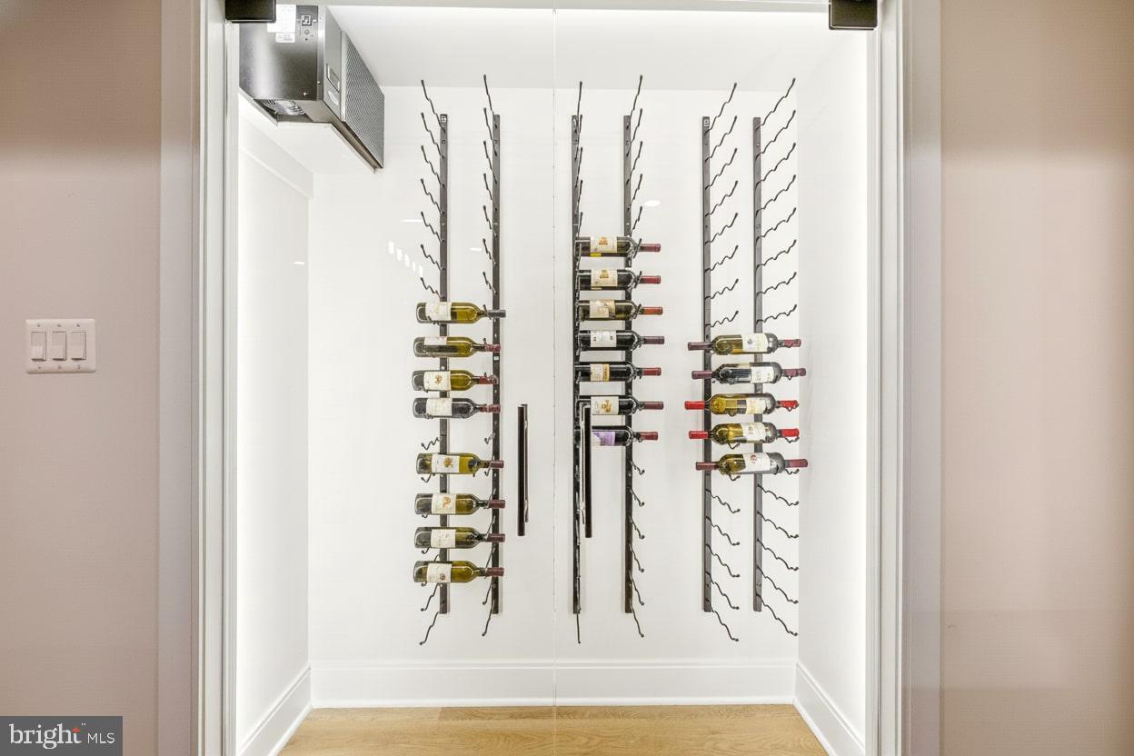 LUXMANOR - Residential