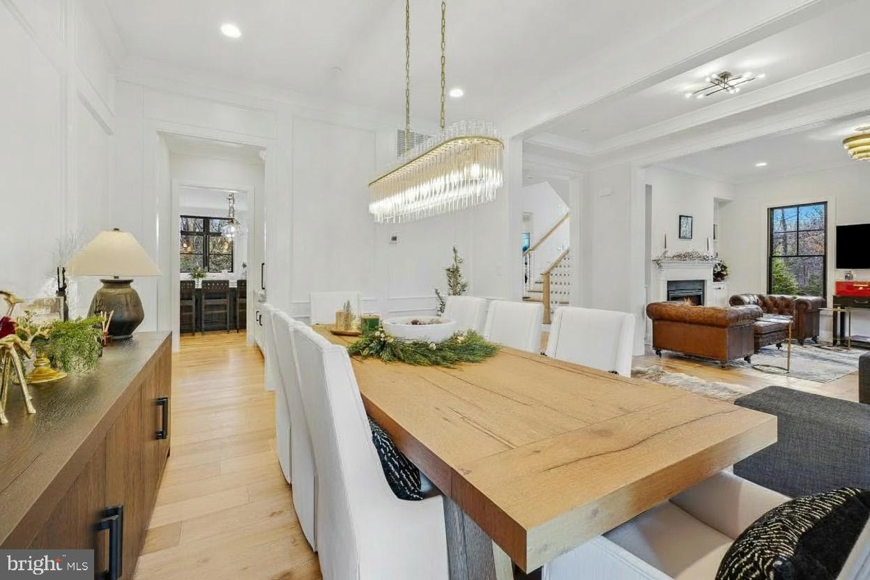 LUXMANOR - Residential