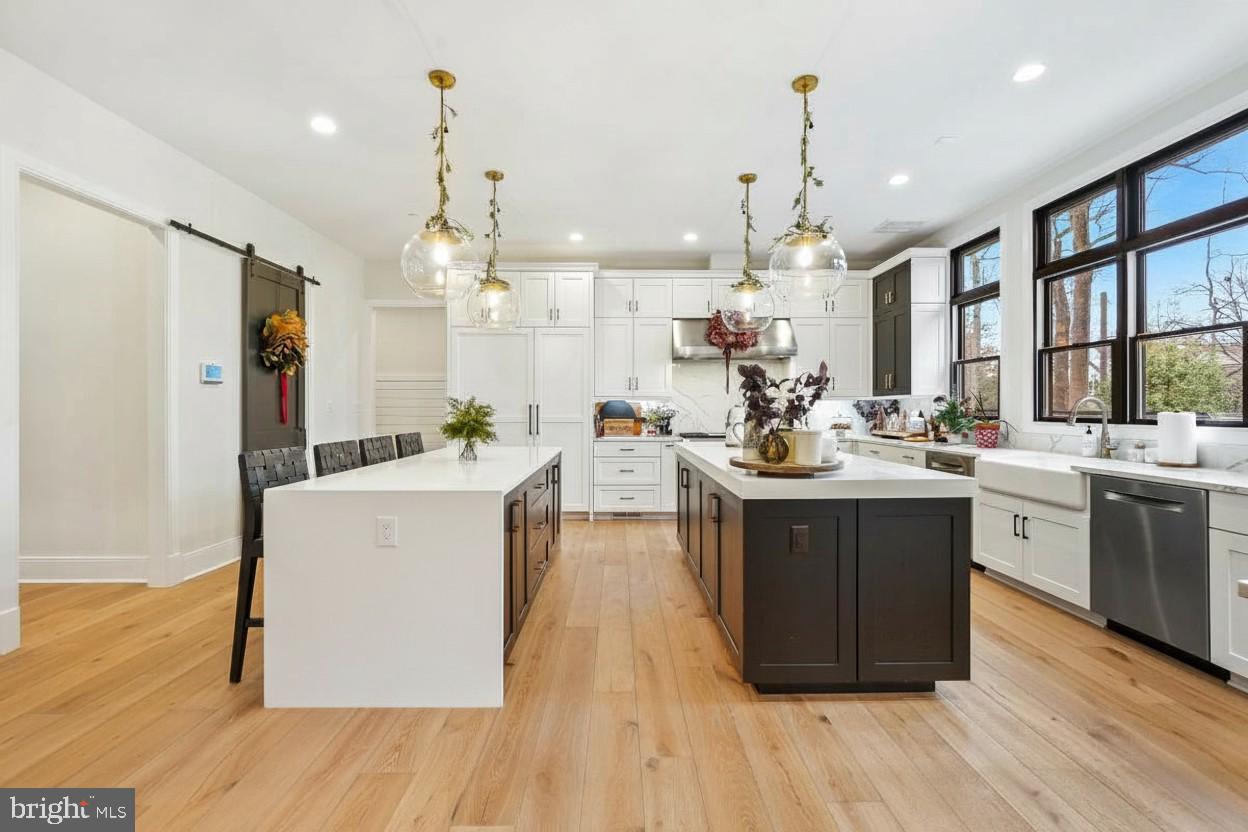 LUXMANOR - Residential