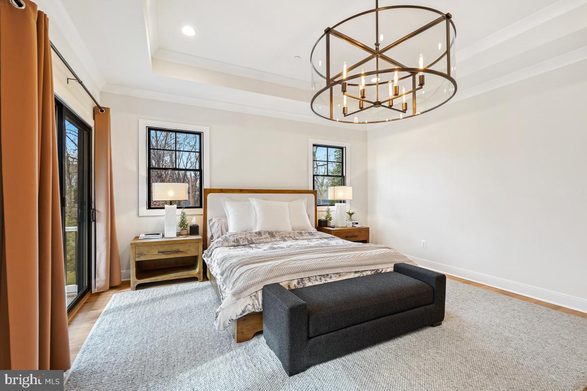 LUXMANOR - Residential