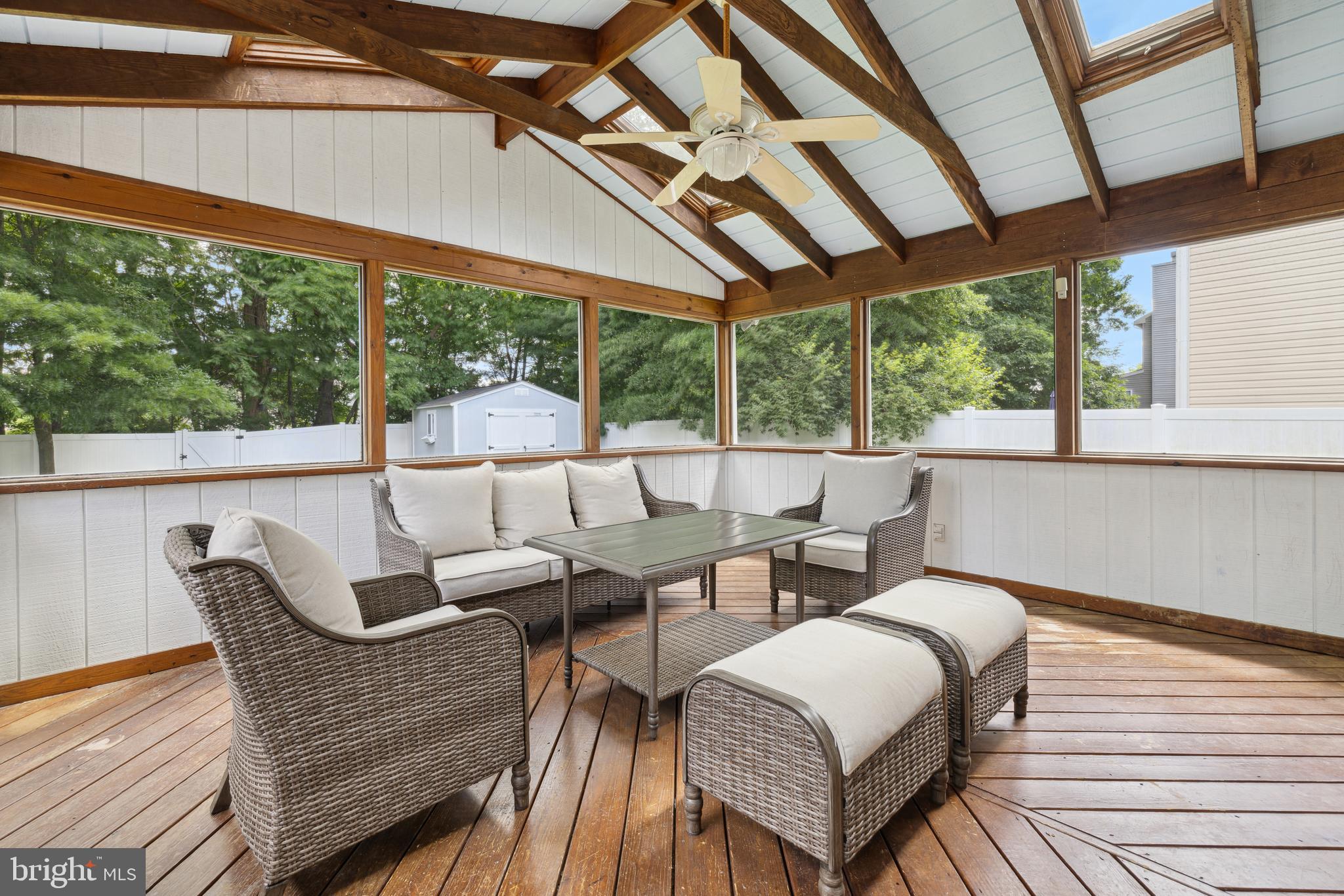 NESTORIA - Residential