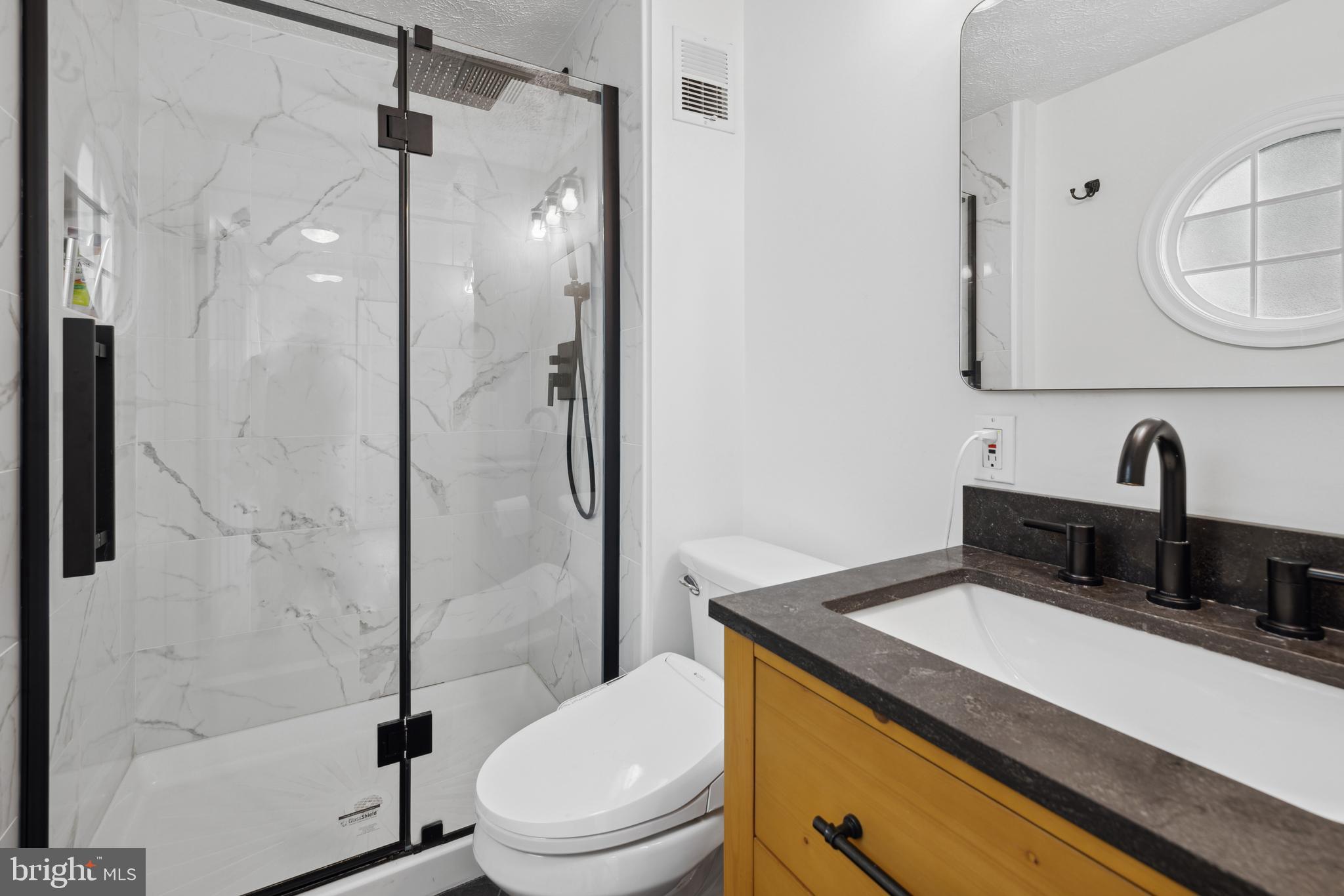 NESTORIA - Residential