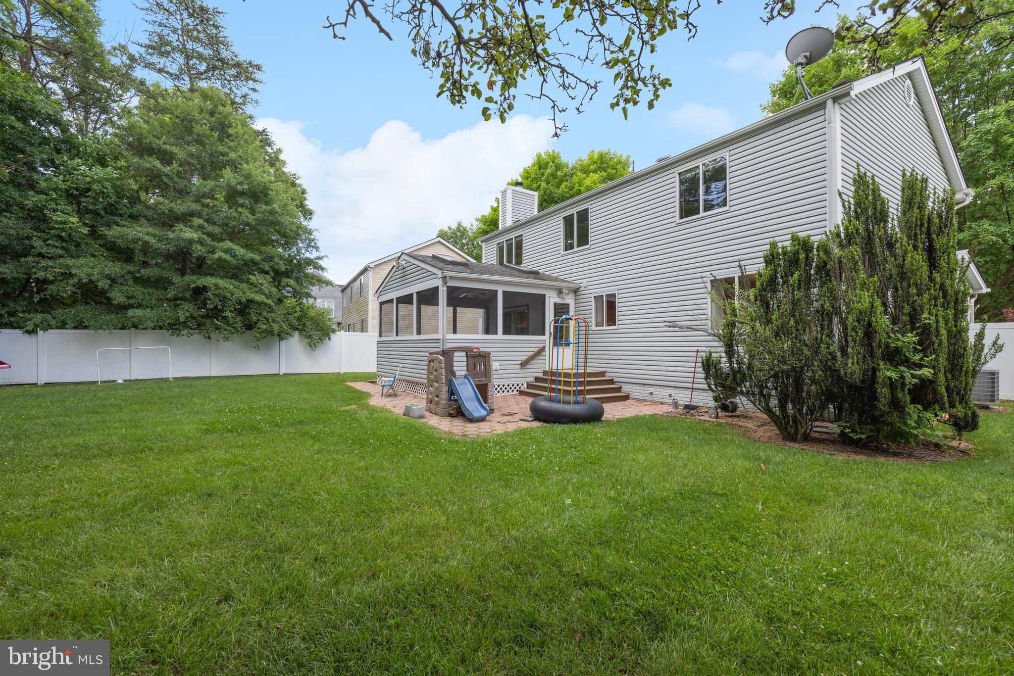 NESTORIA - Residential