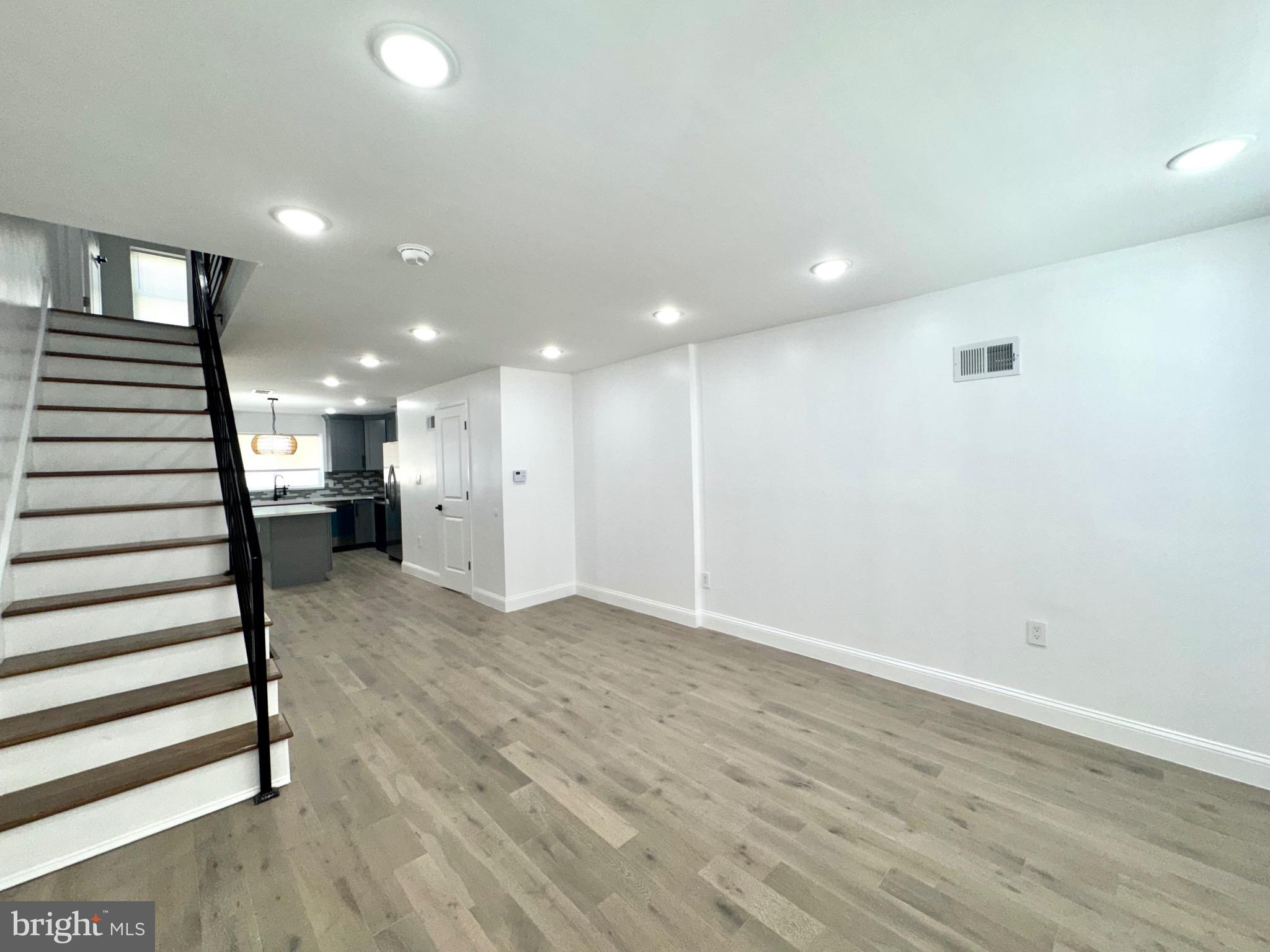 PHILADELPHIA (SOUTH) - Residential