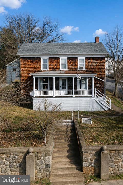 Multifamily For Sale - 401 W Potomac Street<br/> Frederick County, BRUNSWICK, MD 21716