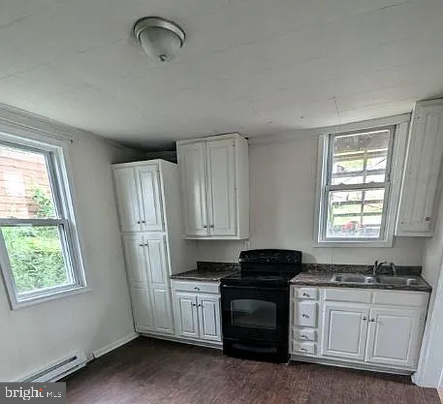 401 W POTOMAC STREET