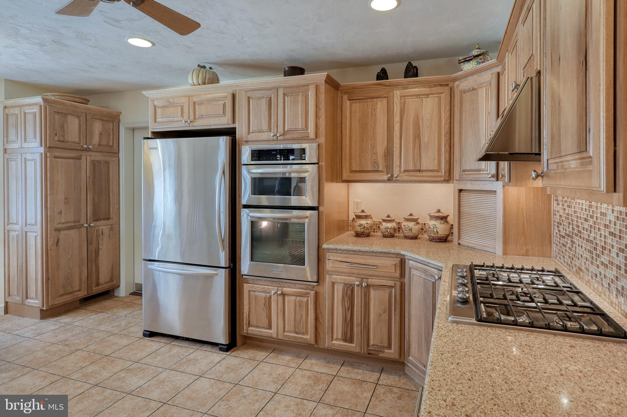 LITTLESTOWN - Residential